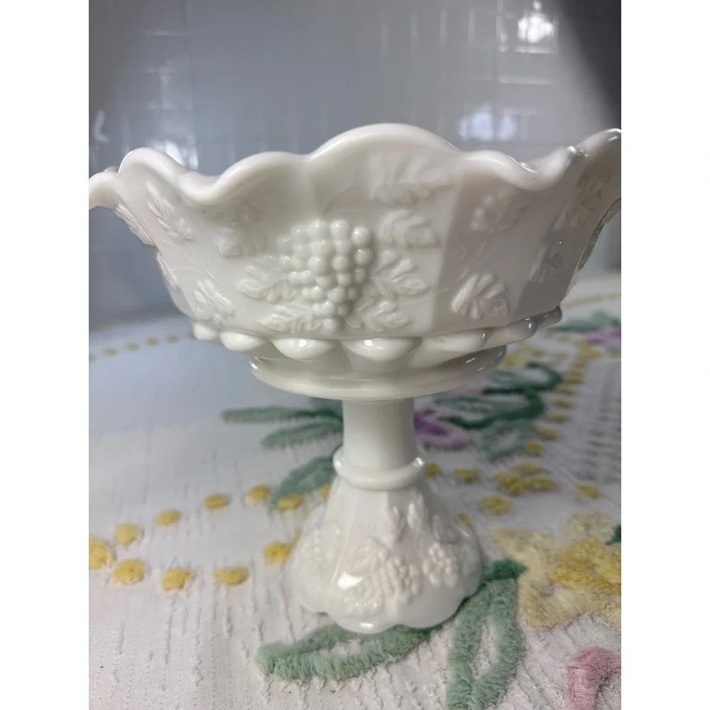 Westmoreland Milk Glass Paneled Grape Pedestal Bowl Scalloped Compote Candy Dish